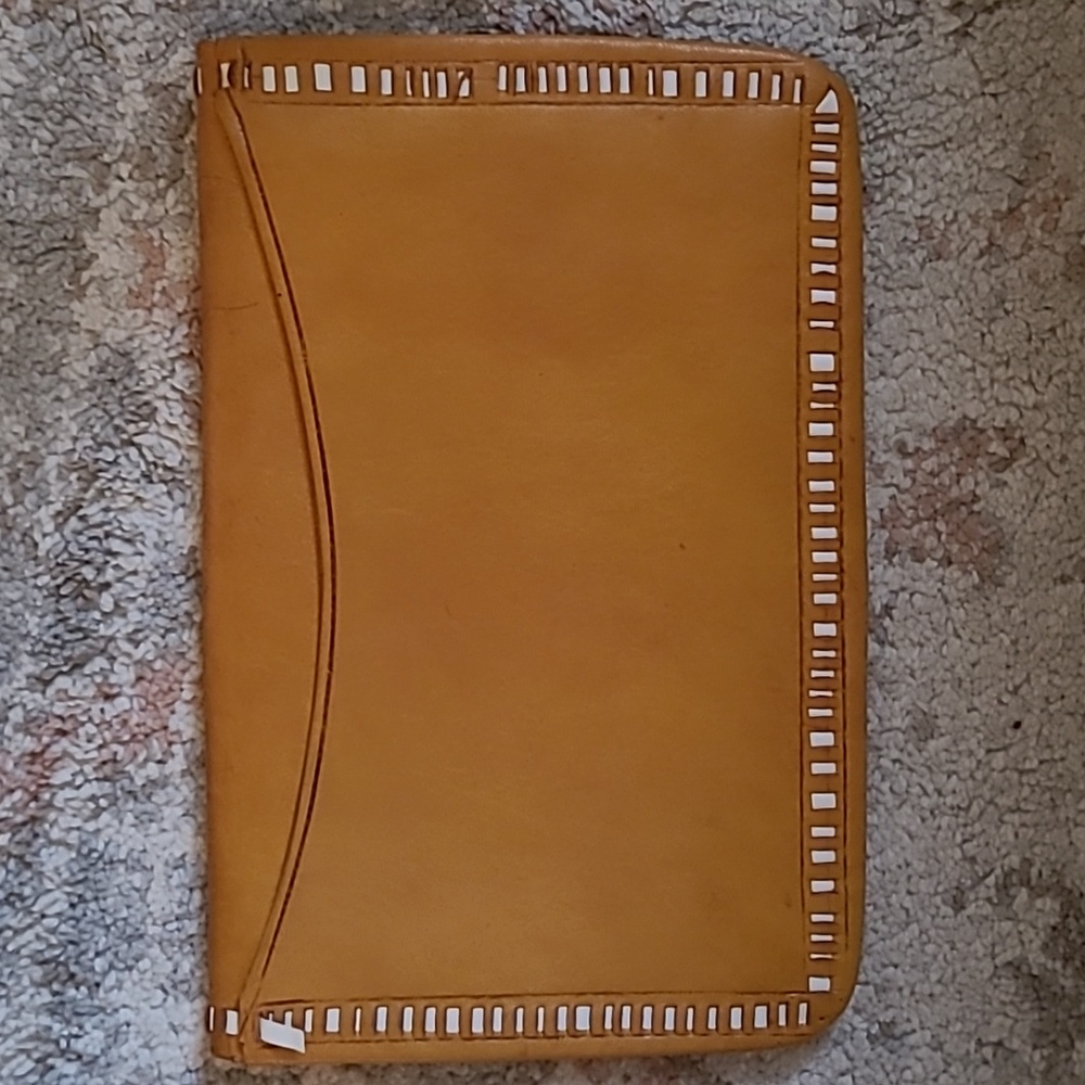 Handmade Leather pouch/ Clutch - Picture 3 of 9